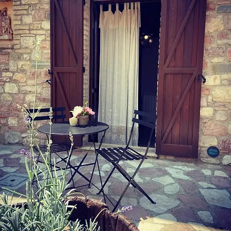 Le Querce Di Farm stay